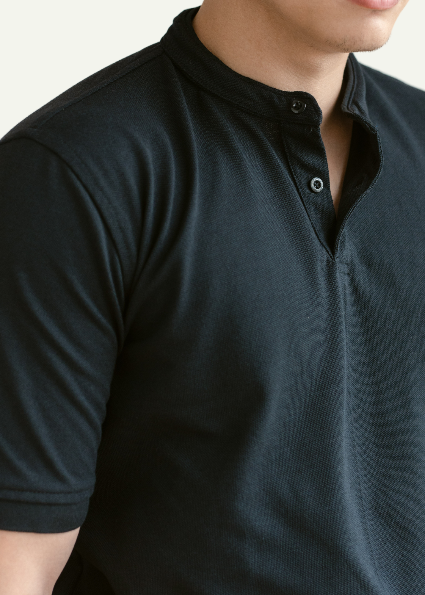 PIQUÉ POLO SHIRT (BLACK)