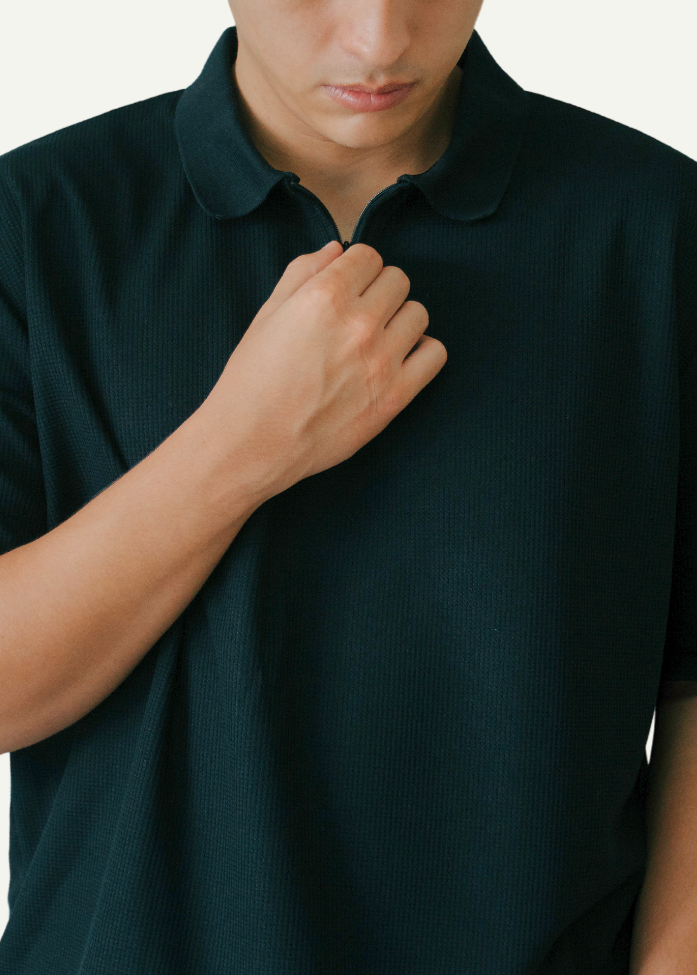 HALF-ZIP POLO SHIRT (BLACK)