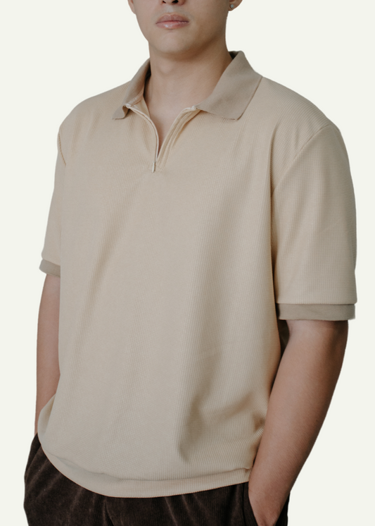 HALF-ZIP POLO SHIRT (SAND)